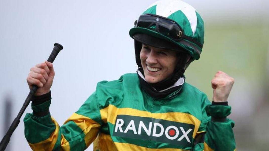 Rachael Blackmore nella storia: prima donna a vincere il Grand National. 